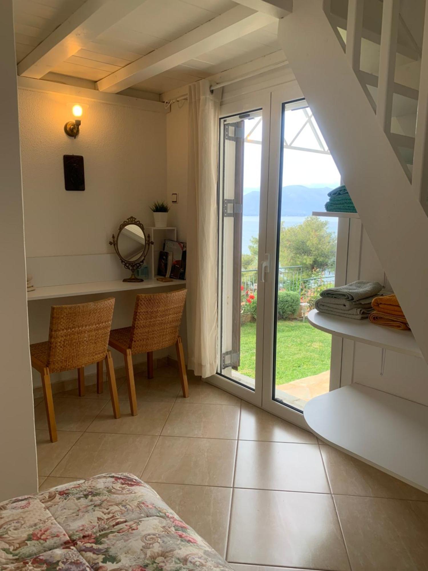 Markopoulon Oropou Amfiteatrico Sea View - Kalamos Attiki 아파트 외부 사진